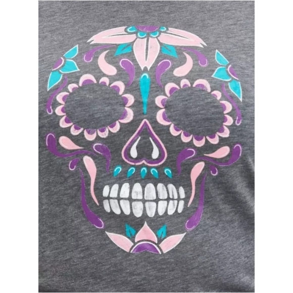 torrid | Tattoo Print Classic Fit Ringer Tee - Heather Grey - Picture 4 of 10